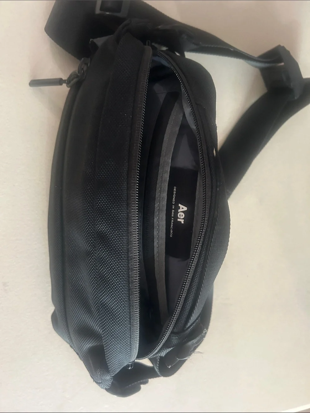 Aer Black Minimalist Sling Belt Bag — Aer designed in San Francisco Cordura - Picture 5 of 7